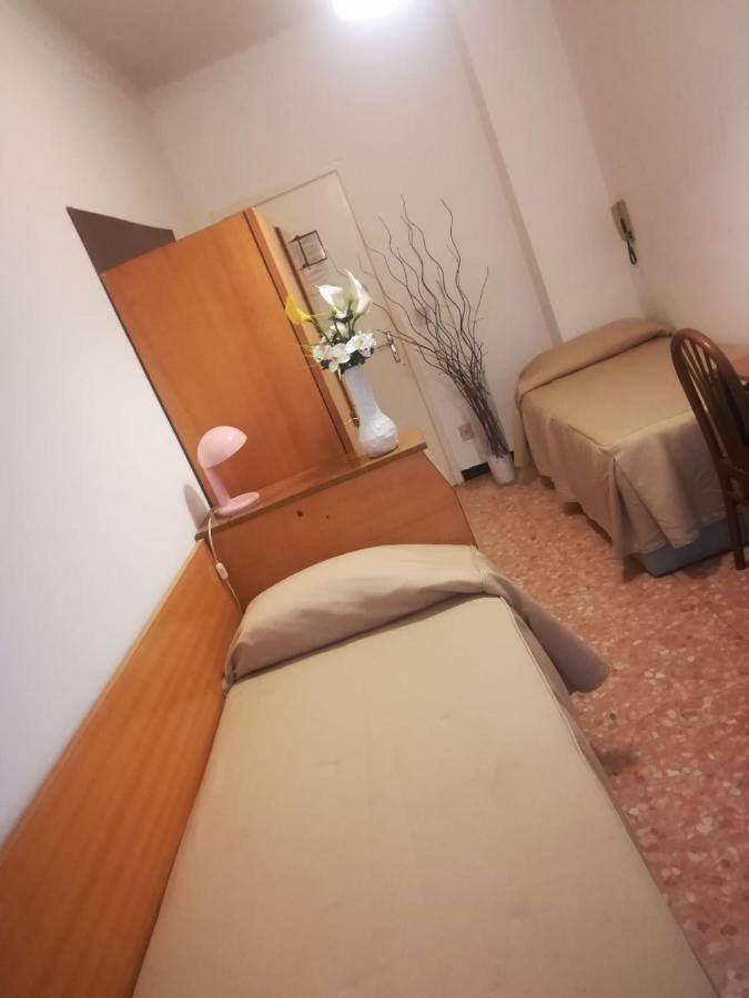Hotel Olimpia Алассио Экстерьер фото