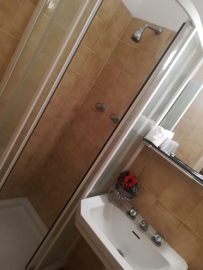 Hotel Olimpia Алассио Экстерьер фото